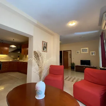 House Josip Apartment Makarska Exterior photo