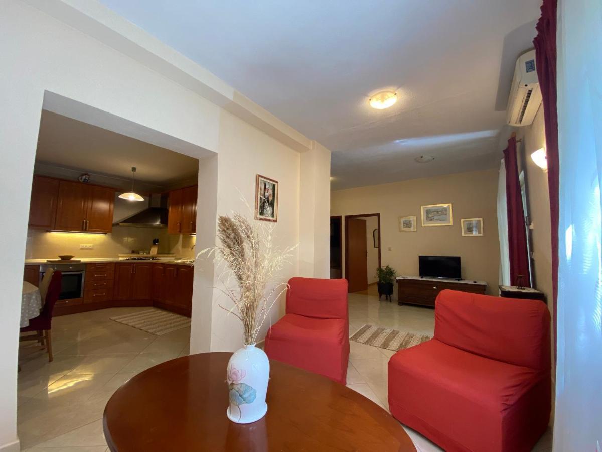 Apartment House Josip