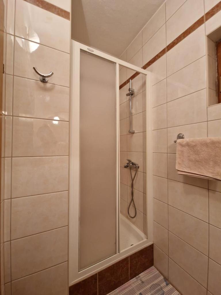 Apartment House Josip Makarska